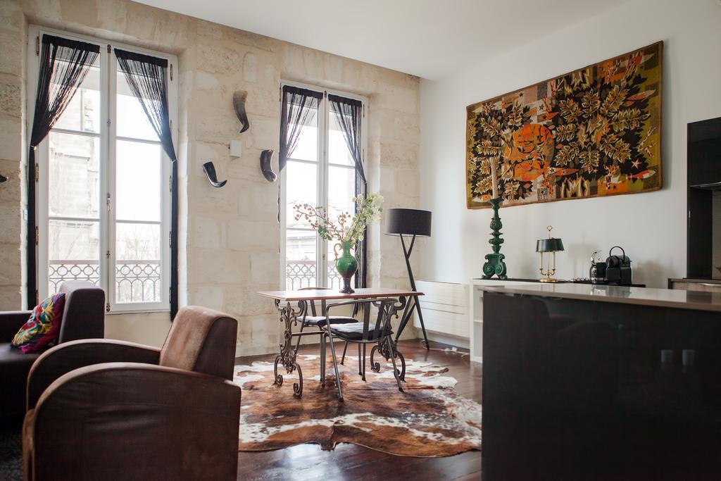 Une Chambre Chez Dupont บอร์โด ภายนอก รูปภาพ